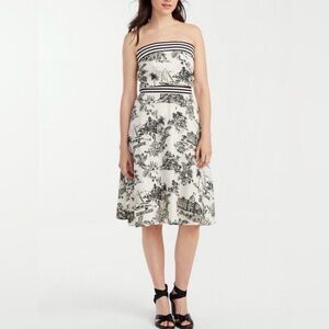 Tommy Bahama Tropical Marceau Toile
Linen Strapless Sundress